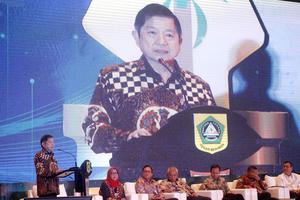 BORDERLINE ECONOMIC SUMMIT