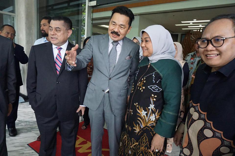 rusdi kirana, pkb, mpr