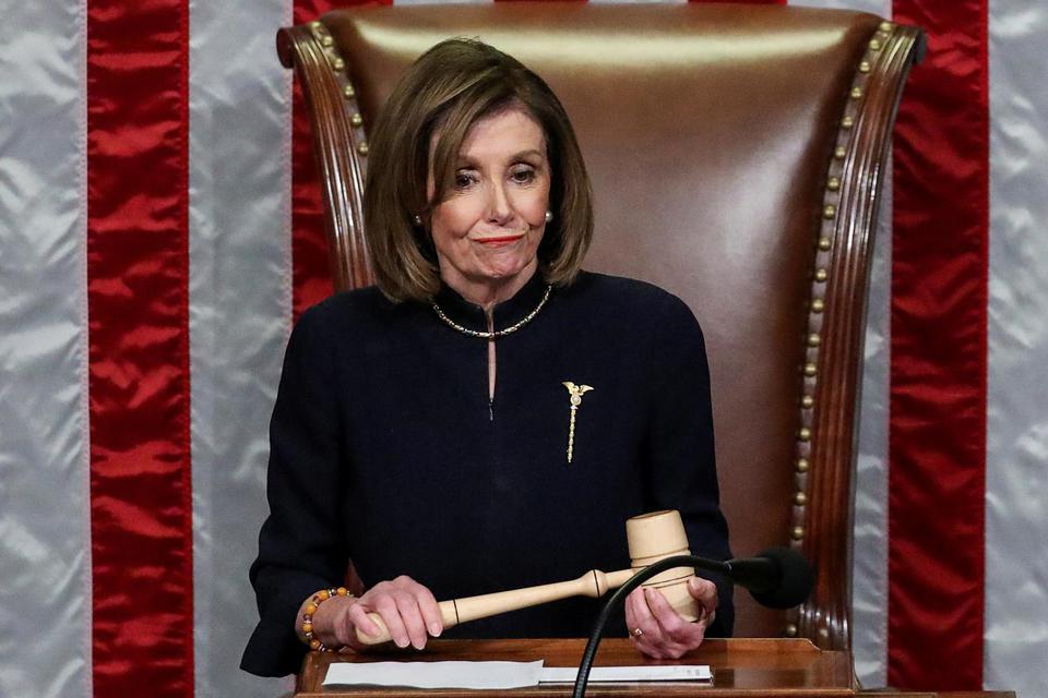 Ketua Dewan Perwakilan Amerika Serikat (AS) Nancy Pelosi (D-CA) di House Chamber of the U.S. Capitol di Washington, Amerika Serikat, Rabu (18/12/2019).