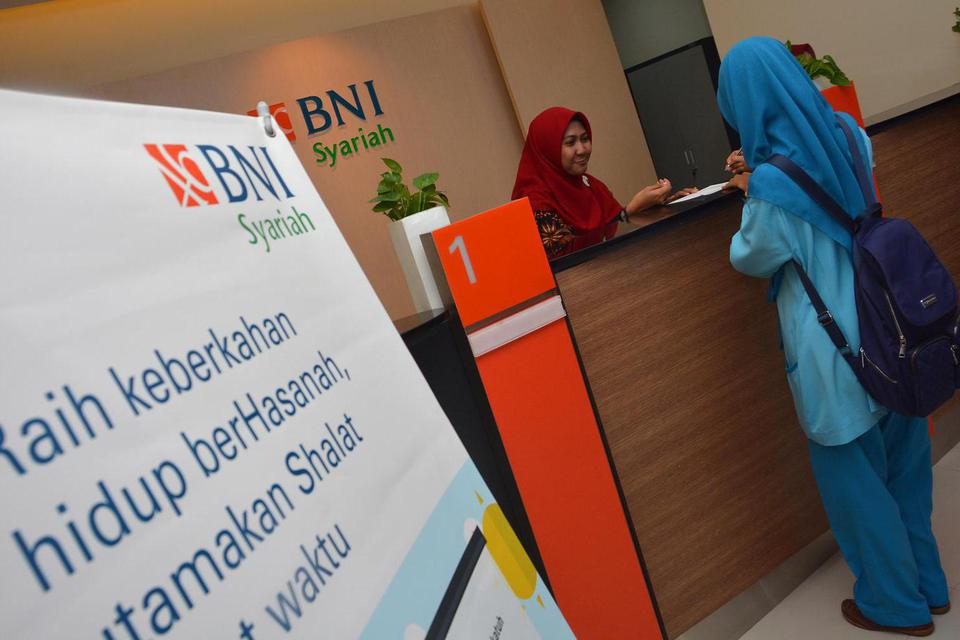 Ilustrasi, suasana kantor cabang PT Bank BNI Syariah. BNI Syariah telah melakukan restrukturisasi terhadap 230 debitur terdampak Covid-19 senilai Rp 397,8 miliar.