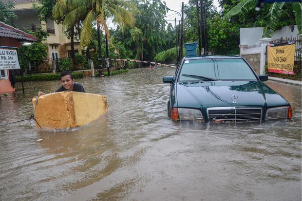 banjir Jakarta, hujan deras, peringatan BMKG