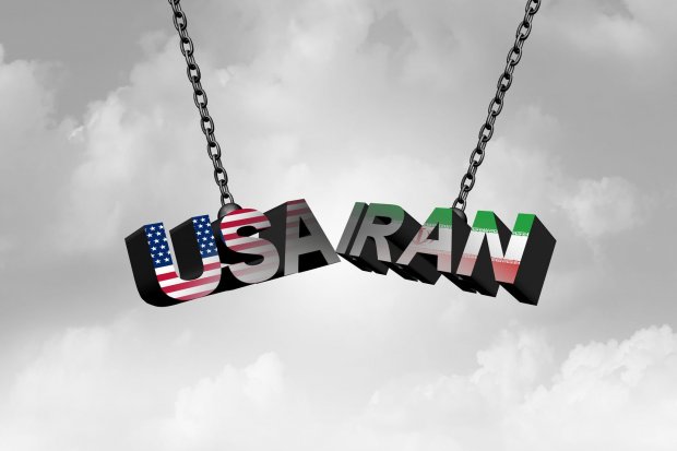 Ilustrasi hubungan Iran- AS. Iran dan Amerika Serikat memanas di Karibia. Hubungan keduanya dipengaruhi faktor minyak. 