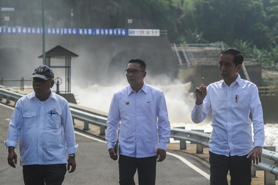 Resmikan Terowongan Nanjung, Jokowi Target Bandung Bebas Banjir 2021 ...