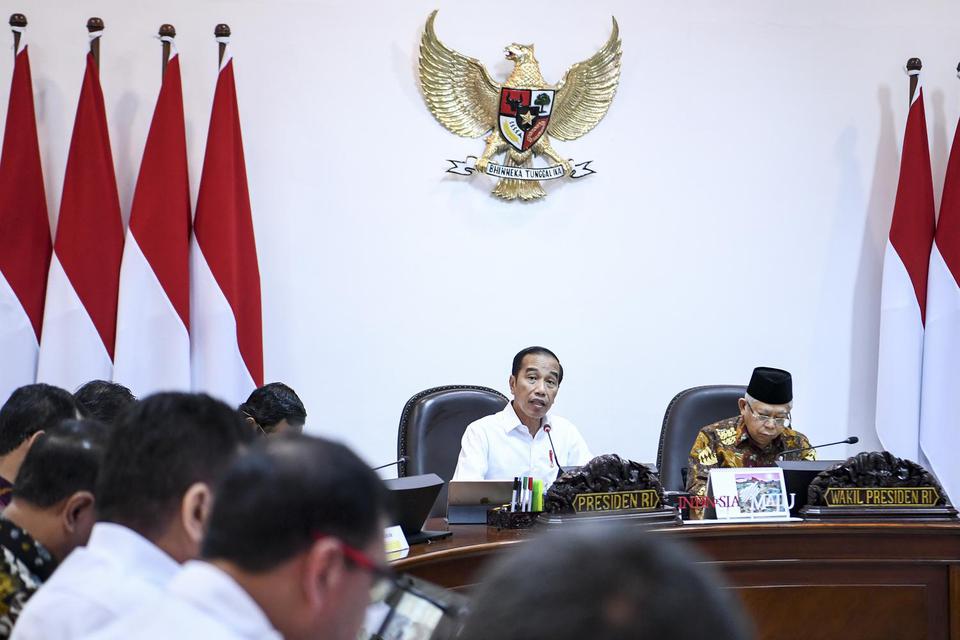 Jokowi, APBD, dana mengendap