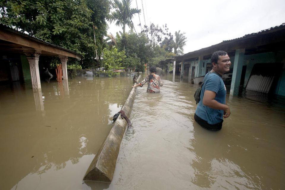 jakarta banjir 2020, penyebab banjir jakarta, aeon mal, jakarta garden city, korban banjir jakarta