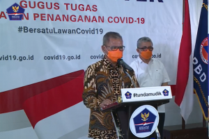  Juru bicara penanganan nasional Covid-19 Achmad Yurianto 