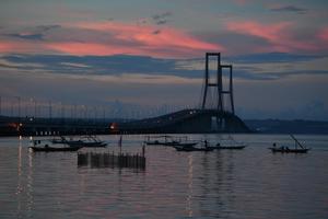 SUASANA KAWASAN JEMBATAN SURAMADU SAAT PANDEMI COVID-19