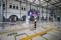 STASIUN PASAR SENEN TIDAK MELAYANI KERETA JARAK JAUH