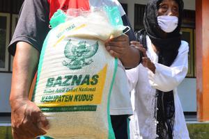 BANTUAN BERAS WARGA TERDAMPAK COVID-19