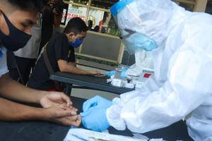 RAPID TEST PELANGGAR PEMBATASAN AKTIVITAS MALAM