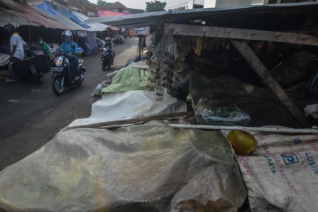 BATAS WAKTU OPERASIONAL PASAR TRADISIONAL