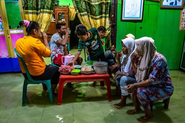 BANJIR ROB PADA BULAN RAMADHAN