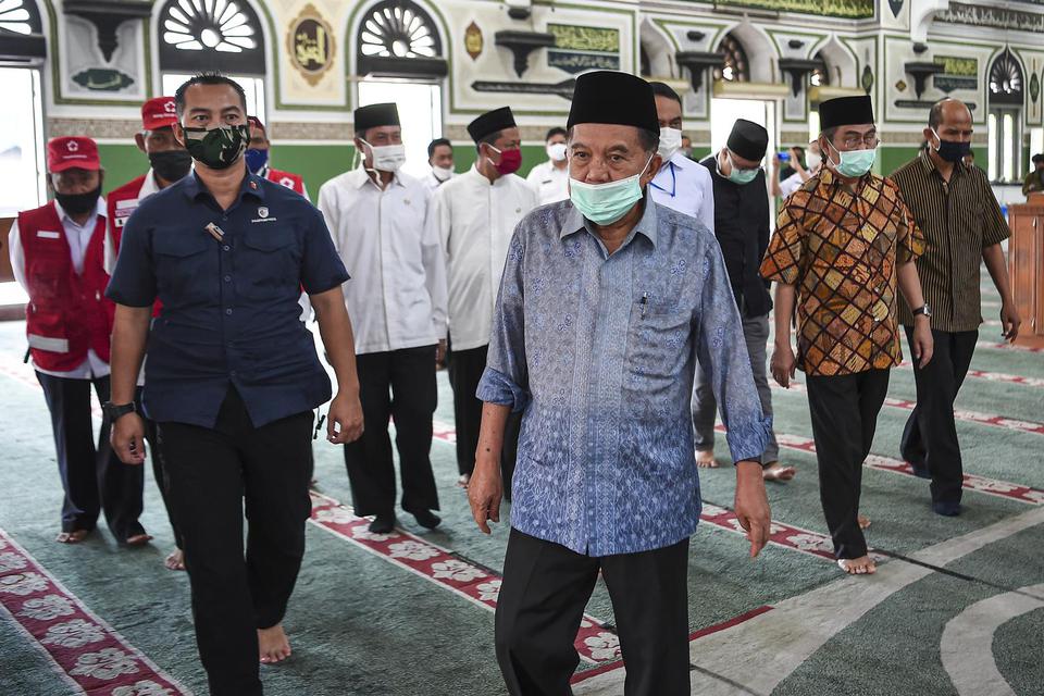 Jusuf Kalla Imbau Strelisasi Masjid Sebelum & Sesudah Salat Idul Adha.