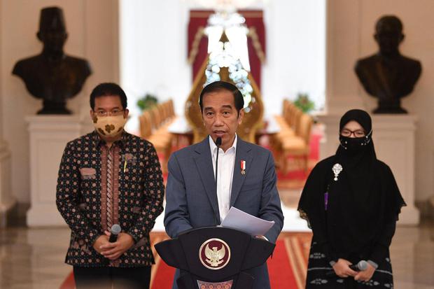 Hadiri KTT ASEAN, Jokowi Ungkap Tantangan Tangani Corona dan Dampaknya