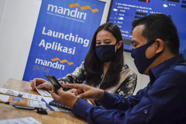 PT Bank Mandiri (Persero) Tbk terus mengembangkan akses pembayaran non-tunai, salah satunya dengan menggandeng ratusan gerai kopi di Indonesia. 