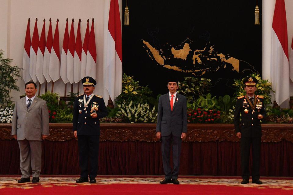 Jokowi Ungkap Peran Personel Polisi selama Pandemi Covid-19.