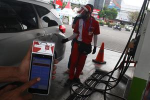 PENERAPAN PEMBAYARAN NON TUNAI DI SPBU