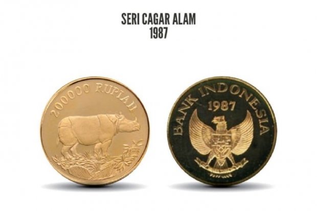 Uang Khusus bergambar badak bercula satu tahun emisi 1987 yang terbuat dari emas.