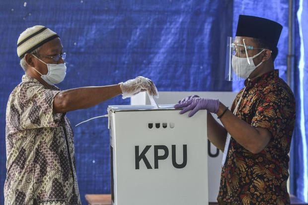 Umum di adalah indonesia asas pemilihan Jelaskan perbedaan