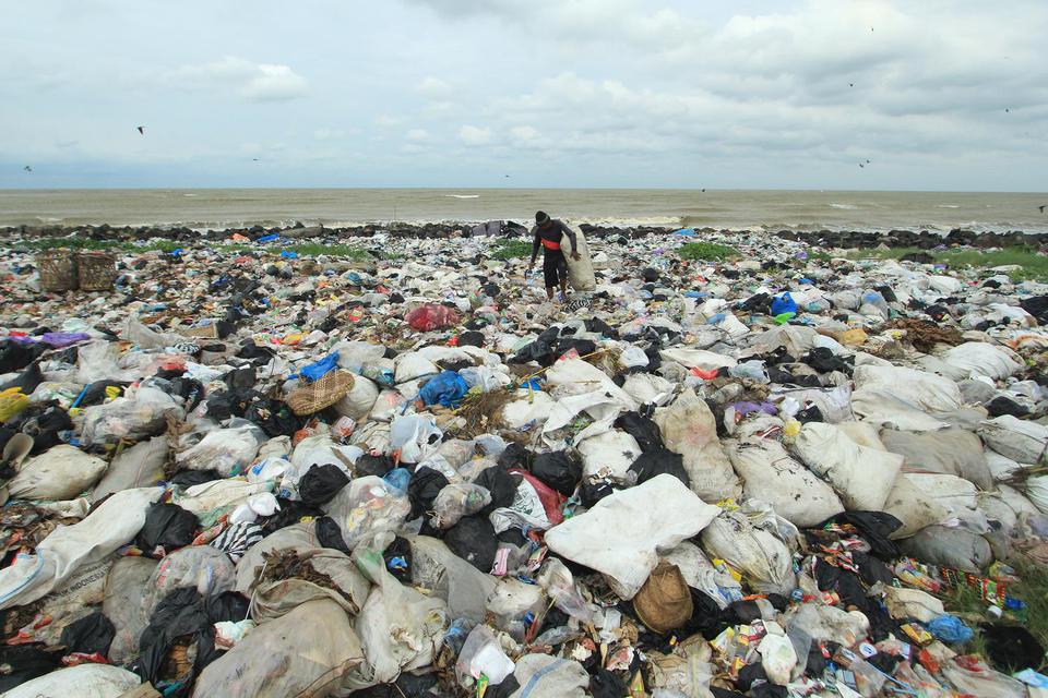 Coca-Cola, Sprite, KLHK, sampah plastik, daur ulang