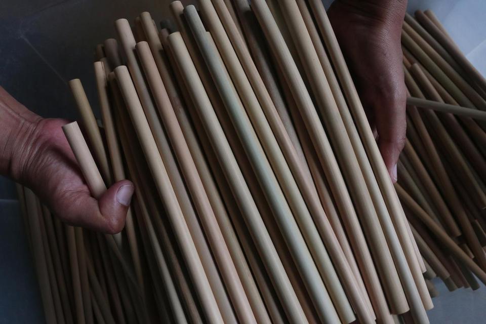 kerajinan tangan dari bambu
