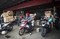 RENCANA PEMERINTAH BERIKAN SUBSIDI ONGKOS KIRIM BELANJA DARING