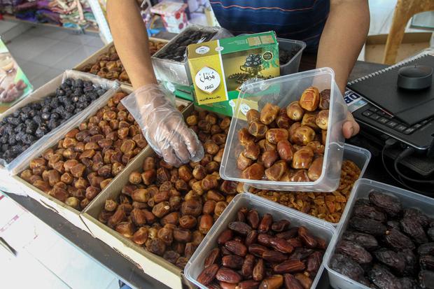 PENJUALAN KURMA SELAMA RAMADHAN MENINGKAT