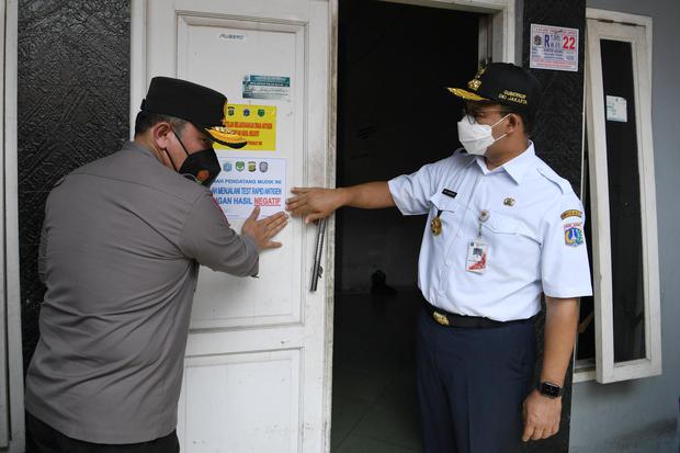 jakarta, anies, vaksin