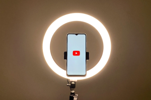 Ilustrasi YouTuber