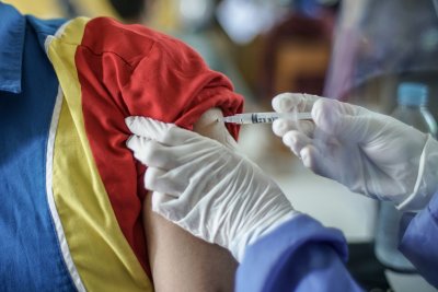 Daftar Lokasi Vaksinasi Covid Gratis Di Jakarta Ini Syarat Caranya Nasional Katadata Co Id