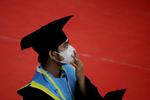 WISUDA TATAP MUKA DENGAN PROTOKOL KESEHATAN DI MAKASSAR