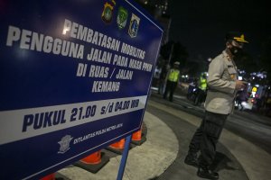 Pembatasan Mobilitas Warga Di Jakarta Untuk Memutus Mata Rantai Covid-19