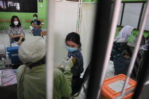 Vaksinasi Covid-19 Bagi Anak di Jakarta