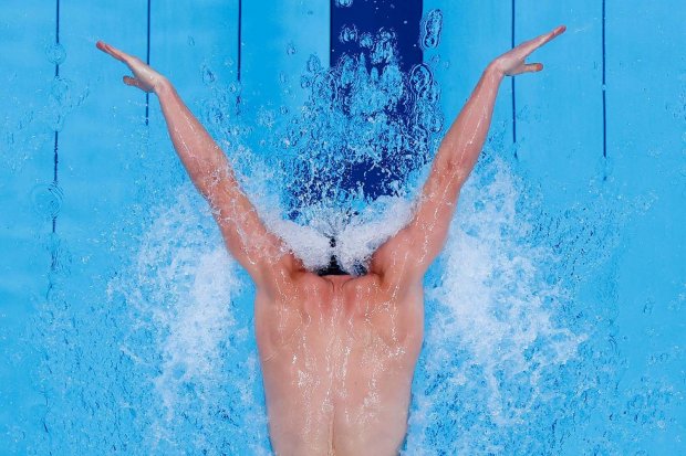 11 Manfaat Renang untuk Kesehatan dan Tips Berenang dengan Aman