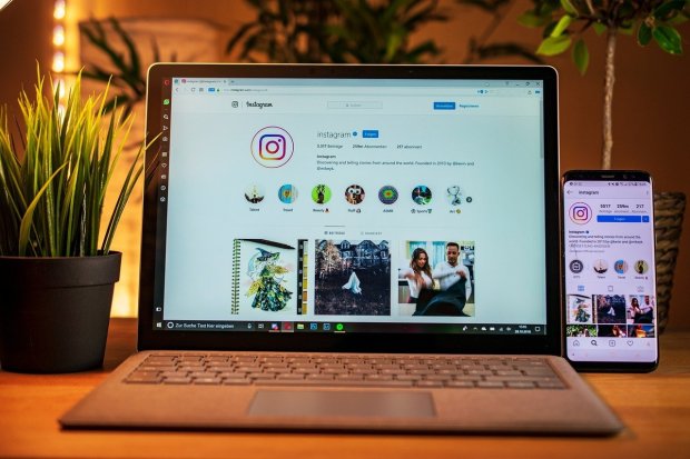 Ilustrasi cara download video Instagram bagi para pengguna android, IoS, dan juga windows 