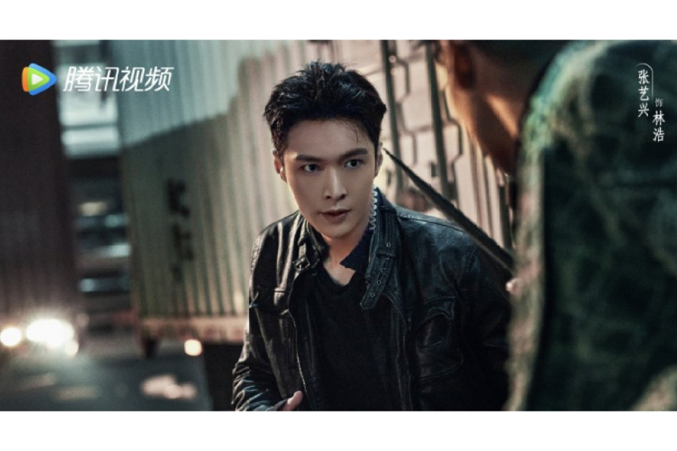 Lay Zhang