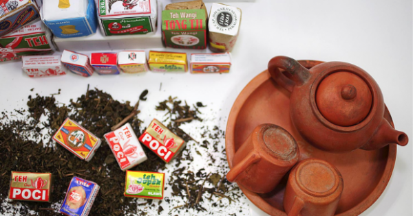 Tradisi Minum Teh Poci yang Bermula di Kota Tegal - Lifestyle ...