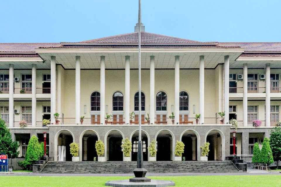 Universitas Gadjah Mada jadi salah satu universitas terbaik di Indonesia versi THE WUR 2022.