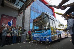 Uji Coba Bus Listrik TransJakarta