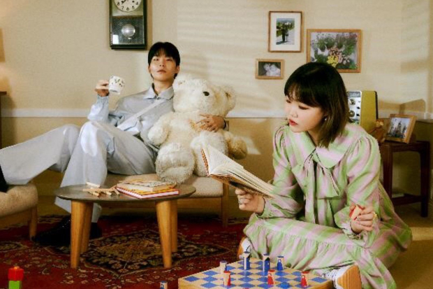 AKMU
