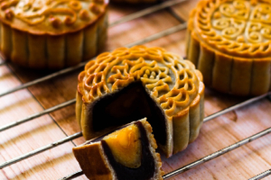 Kue Bulan