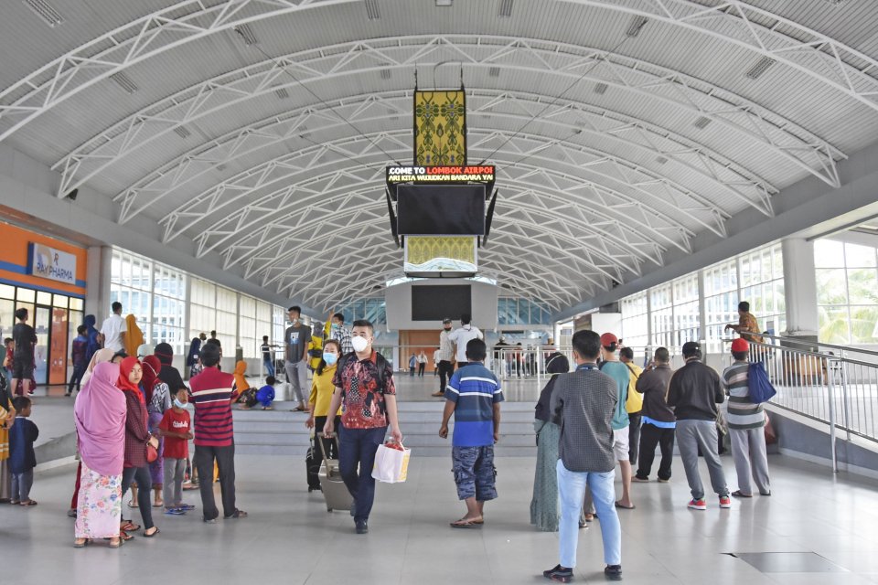 Suasana terminal kedatangan Bandara Internasional Lombok di Praya, Lombok Tengah, NTB, Senin (13/9/2021). Mulai 2 September 2021 syarat perjalanan udara tujuan Lombok, NTB bisa menggunakan surat keterangan hasil negatif rapid test antigen (1x24 jam) dan k