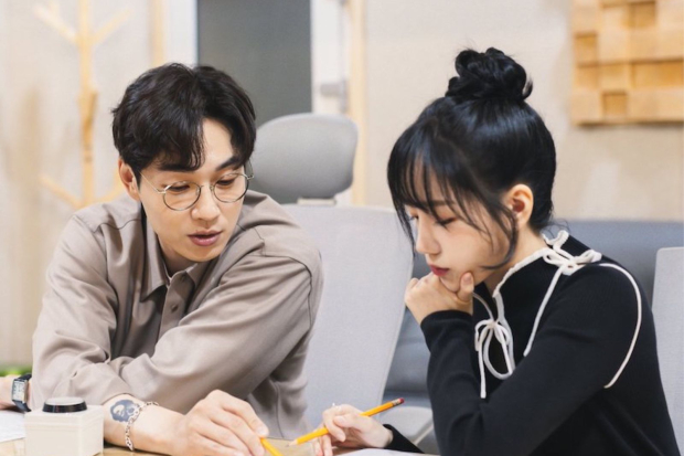 Jo Yuri dan Lee Seok Hoon