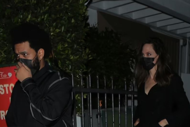 The Weeknd dan Angelina Jolie