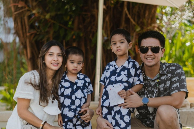 Alisia Rininta dan Keluarga