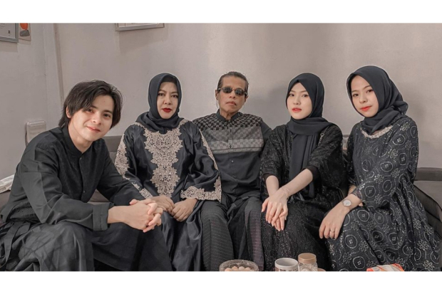 Keluarga Arnold Leonard