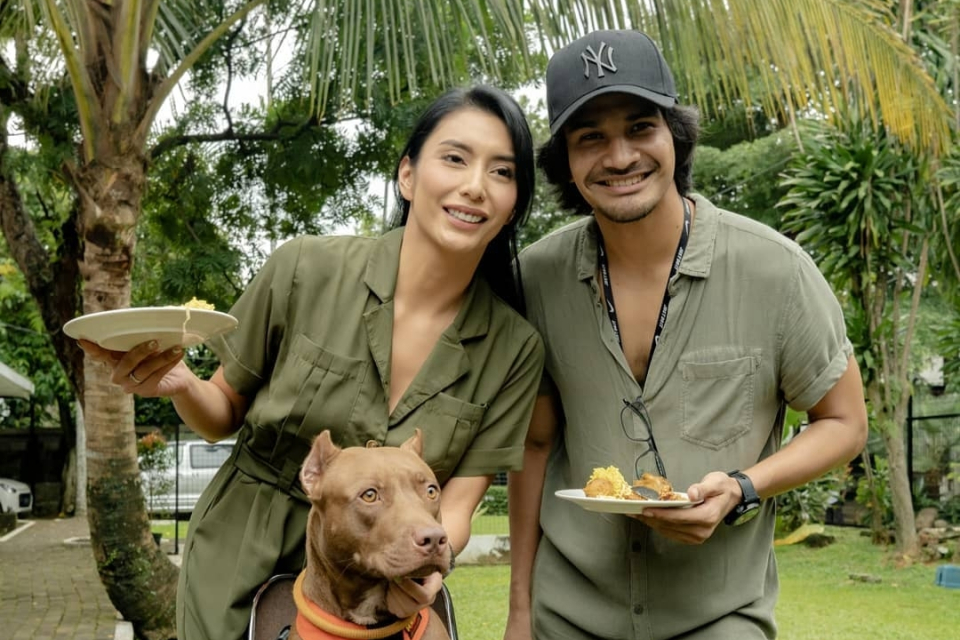 Katta tukli eshak teshiklari