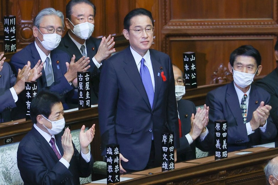 Perdana Menteri Jepang Fumio Kishida, PM Jepang, investasi, ekonomi, perdagangan, utang