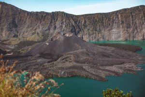 Pemandangan alam di kawasan Gunung Rinjani, Lombok, Nusa Tenggara Barat