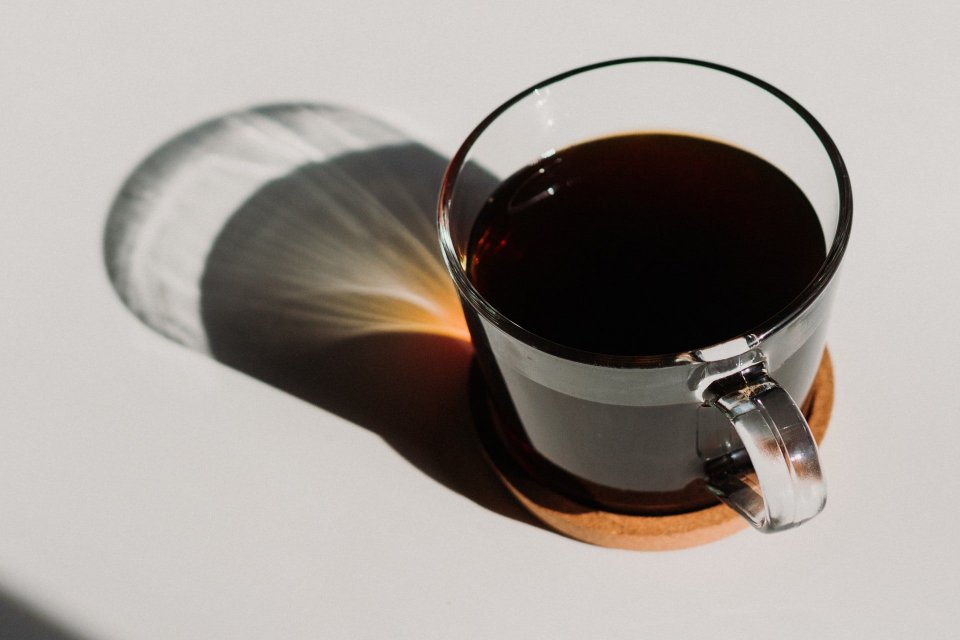 Ilustrasi manfaat kopi hitam tanpa gula